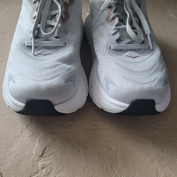 Hoka One One Arahi 6 Women's Sneakers 1123195 US 7.5B - Picture 4 of 10